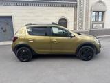 Renault Sandero Stepway 2015 годаүшін3 500 000 тг. в Караганда – фото 2