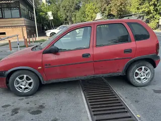 Opel Vita, 1997