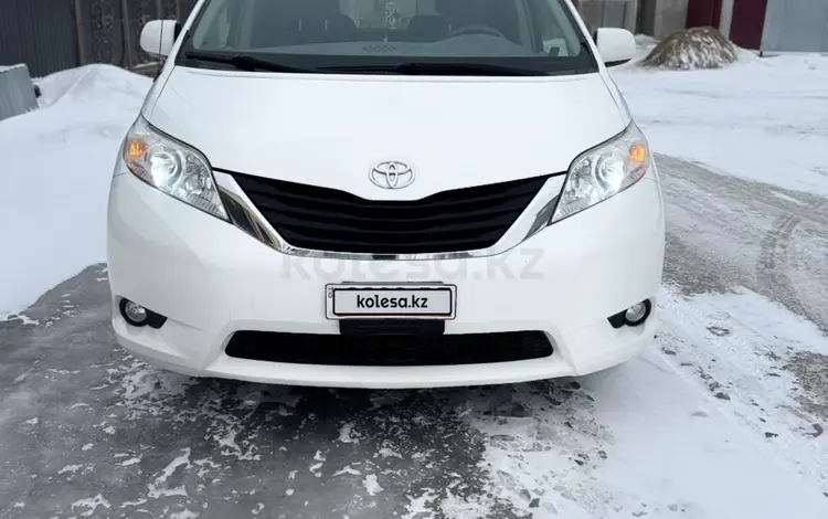 Toyota Sienna 2012 годаfor9 000 000 тг. в Уральск