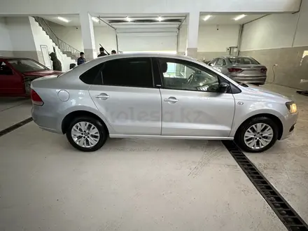 Volkswagen Polo 2014 года за 4 800 000 тг. в Шымкент – фото 3