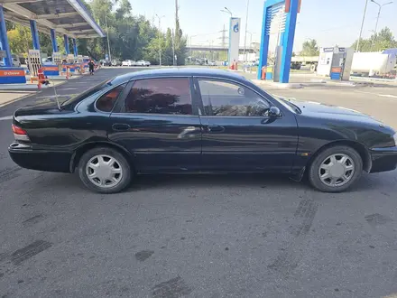 Toyota Avalon 1996 года за 2 000 000 тг. в Алматы – фото 3