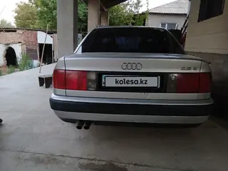 Audi 100