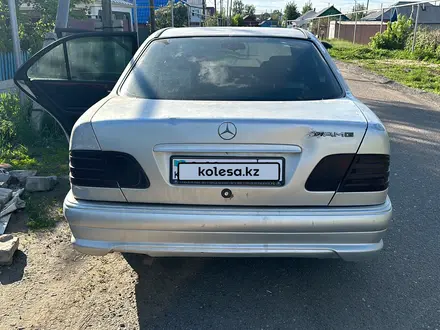 Mercedes-Benz E 200 1997 годаүшін1 350 000 тг. в Костанай – фото 6