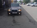 Mercedes-Benz E 230 1989 годаfor900 000 тг. в Алматы