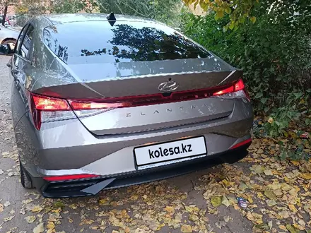 Hyundai Elantra 2023 года за 9 900 000 тг. в Усть-Каменогорск – фото 3