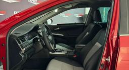Toyota Camry 2014 года за 7 800 000 тг. в Атырау – фото 5