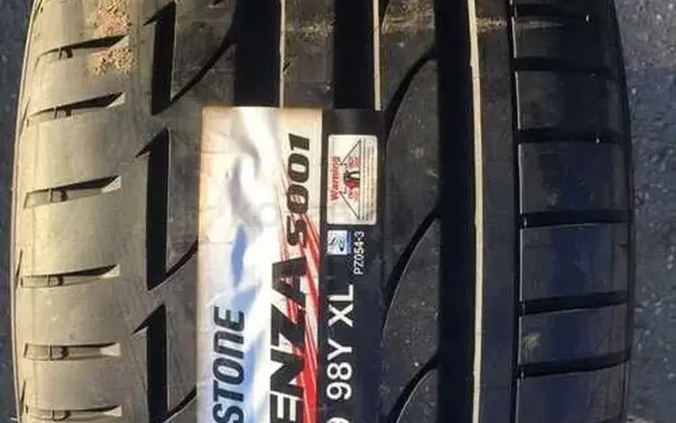 Шины Bridgestone 285/30/r19 S001 за 95 000 тг. в Алматы