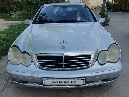 Mercedes-Benz C 200 2001 года за 2 800 000 тг. в Алматы – фото 5