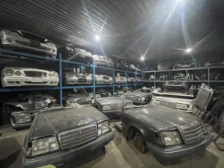 W124 m102 двигатель за 400 000 тг. в Алматы