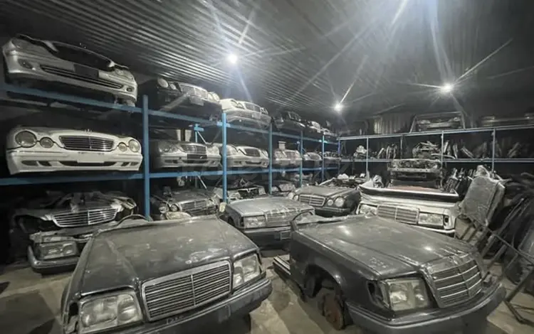 W124 m102 двигательүшін400 000 тг. в Алматы