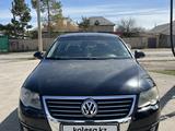 Volkswagen Passat 2006 года за 3 000 000 тг. в Шымкент