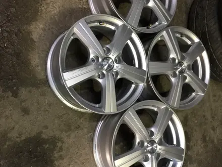 Диски r15 5x114.3 Exceeder, свежедоставлены из Японии за 125 000 тг. в Алматы – фото 2