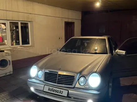 Mercedes-Benz E 55 AMG 1998 года за 6 200 000 тг. в Алматы – фото 3