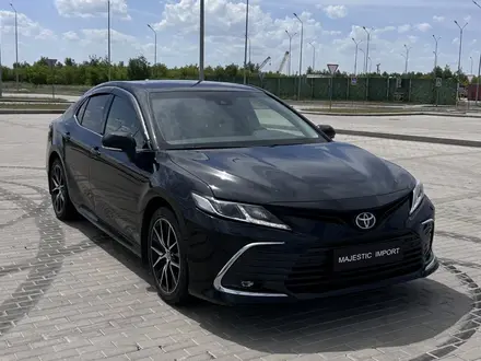 Toyota Camry 2023 года за 14 200 000 тг. в Астана – фото 3