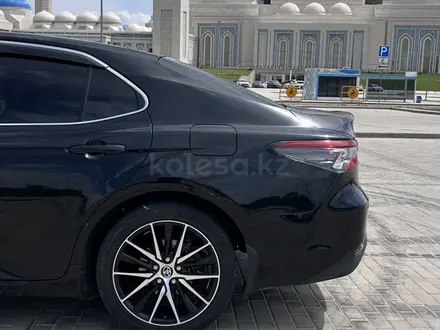 Toyota Camry 2023 года за 14 200 000 тг. в Астана – фото 7