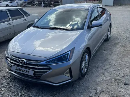 Hyundai Elantra 2019 года за 7 000 000 тг. в Астана – фото 2