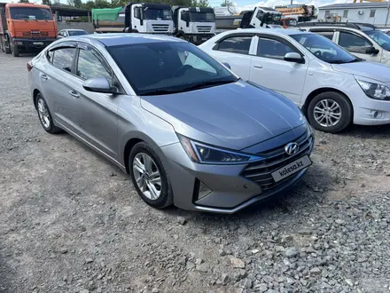 Hyundai Elantra 2019 года за 7 000 000 тг. в Астана