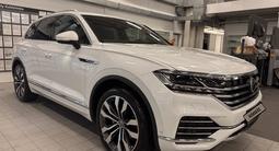 Volkswagen Touareg 2022 года за 31 800 000 тг. в Алматы – фото 4