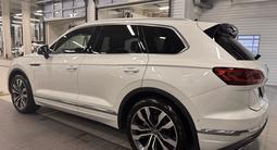 Volkswagen Touareg 2022 года за 31 800 000 тг. в Алматы – фото 5