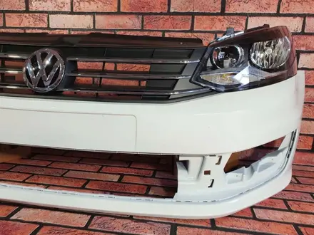 Передний бампер на Volkswagen за 40 000 тг. в Алматы – фото 2
