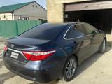 Toyota Camry 2017 года за 7 100 000 тг. в Актау – фото 2