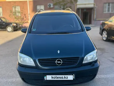 Opel Zafira 2002 года за 1 700 000 тг. в Актау – фото 2