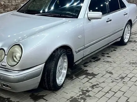 Mercedes-Benz E 280 1996 годаүшін3 100 000 тг. в Алматы – фото 8