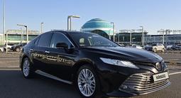 Toyota Camry 2020 года за 14 200 000 тг. в Астана – фото 3
