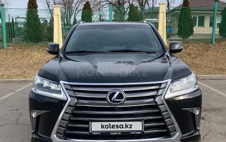 Lexus LX 570 2017 года за 43 000 000 тг. в Алматы