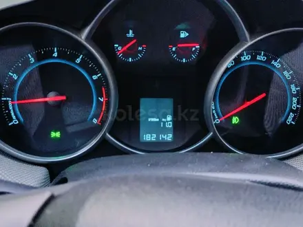 Chevrolet Cruze 2013 года за 3 300 000 тг. в Уральск – фото 6