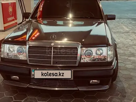 Mercedes-Benz E 230 1991 года за 1 000 000 тг. в Шымкент