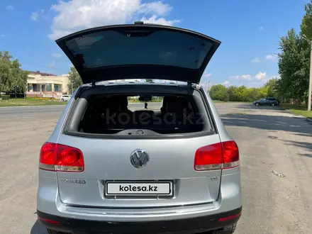 Volkswagen Touareg 2006 года за 6 000 000 тг. в Усть-Каменогорск – фото 9