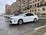 Toyota Camry 2015 года за 11 700 000 тг. в Жанаозен – фото 2