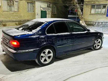 BMW 523 1996 года за 2 870 000 тг. в Байконыр