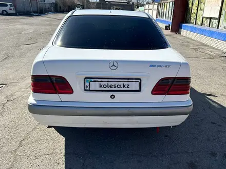 Mercedes-Benz E 230 1997 года за 2 500 000 тг. в Талдыкорган – фото 12