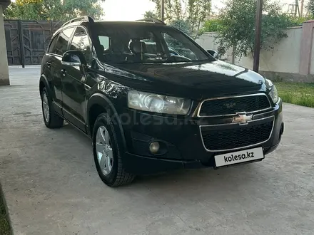 Chevrolet Captiva 2013 года за 6 500 000 тг. в Тараз – фото 2