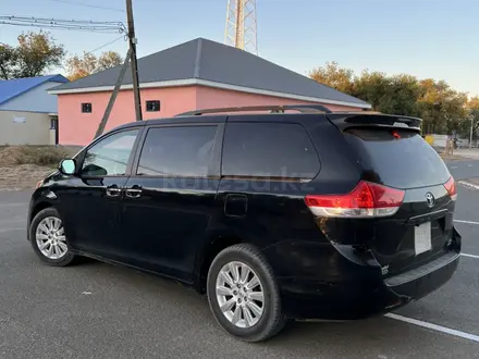 Toyota Sienna 2014 года за 7 500 000 тг. в Атырау – фото 5