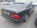 Mercedes-Benz E 230 1995 годаүшін2 600 000 тг. в Алматы – фото 3