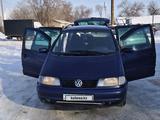 Volkswagen Sharan 1999 года за 2 300 000 тг. в Актобе