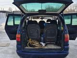 Volkswagen Sharan 1999 года за 2 300 000 тг. в Актобе – фото 5