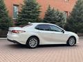 Toyota Camry 2021 года за 14 570 000 тг. в Алматы – фото 11