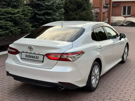 Toyota Camry 2021 года за 14 570 000 тг. в Алматы – фото 14