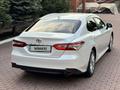 Toyota Camry 2021 года за 14 570 000 тг. в Алматы – фото 15