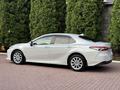 Toyota Camry 2021 года за 14 570 000 тг. в Алматы – фото 30