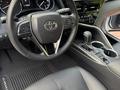 Toyota Camry 2021 года за 14 570 000 тг. в Алматы – фото 50