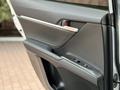 Toyota Camry 2021 года за 14 570 000 тг. в Алматы – фото 60