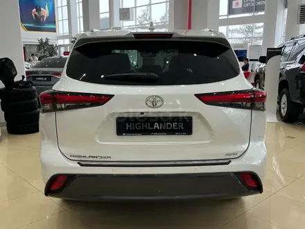 Toyota Highlander Luxe 2023 годаүшін36 900 000 тг. в Караганда – фото 6