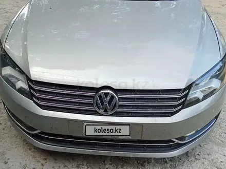 Volkswagen Passat 2012 года за 4 500 000 тг. в Алматы