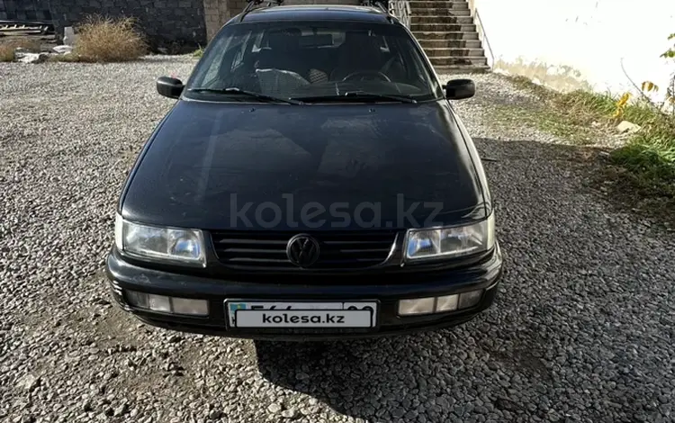 Volkswagen Passat 1995 годаүшін1 300 000 тг. в Караганда