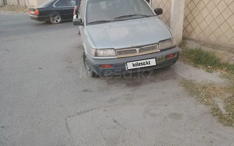 Mitsubishi Space Wagon 1993 года за 350 000 тг. в Шымкент